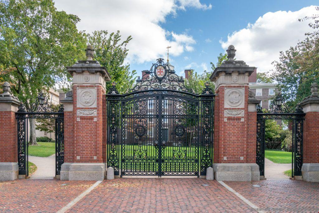 布朗大學.jpg