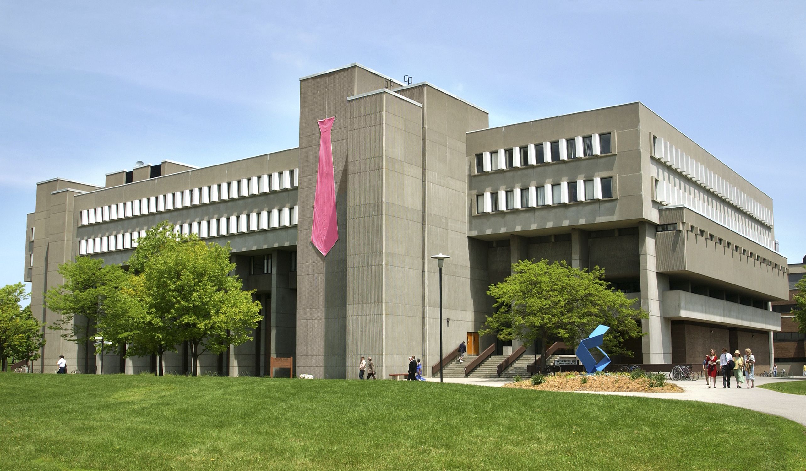 滑鐵盧大學(xué)數(shù)學(xué)學(xué)院.jpg 滑鐵盧大學(xué)數(shù)學(xué)學(xué)院.jpg