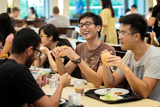 新加坡留學生外食.jpg